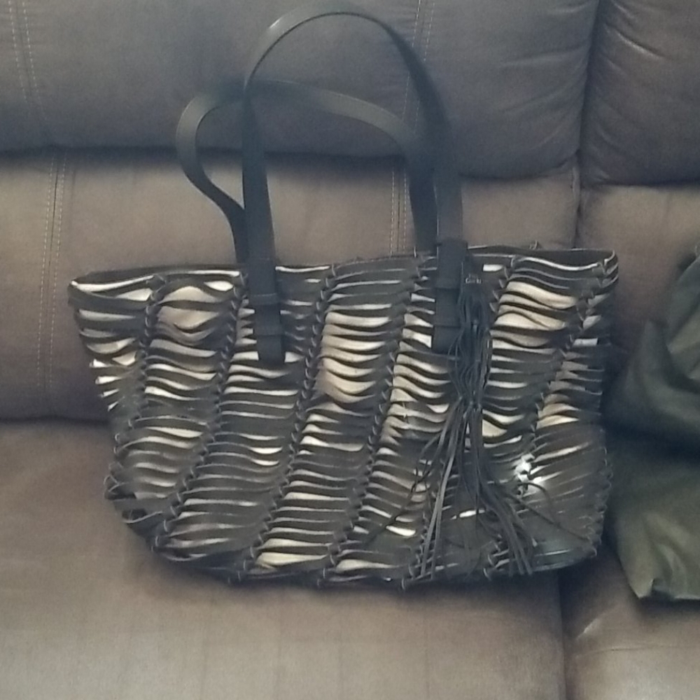 Vince camuto tote shoulder bag